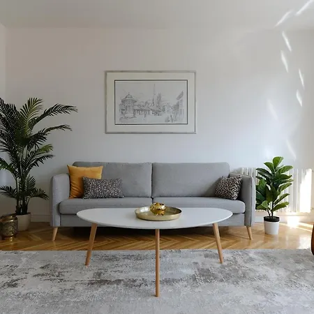 Skopljak + Free Garage * Saraievo